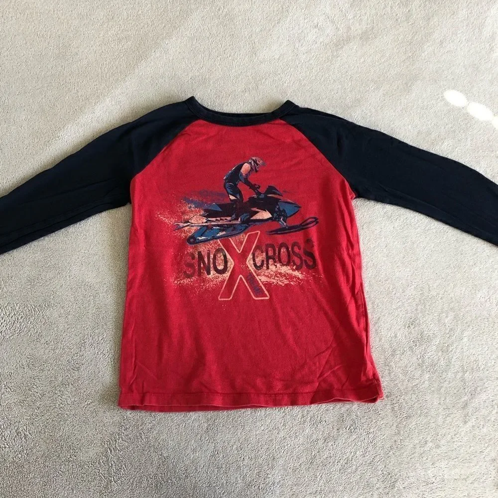 Gap Kids Raglan sleeve SnoX Cross graphic Long Sleeve T-Shirt